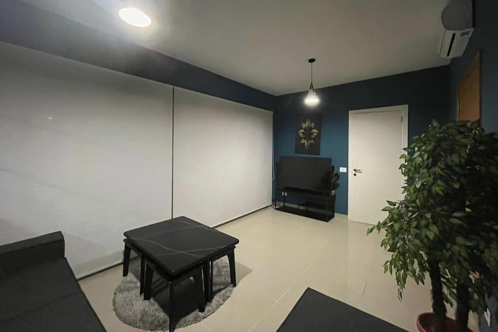 Bird Nest 2-br In Ashrafieh